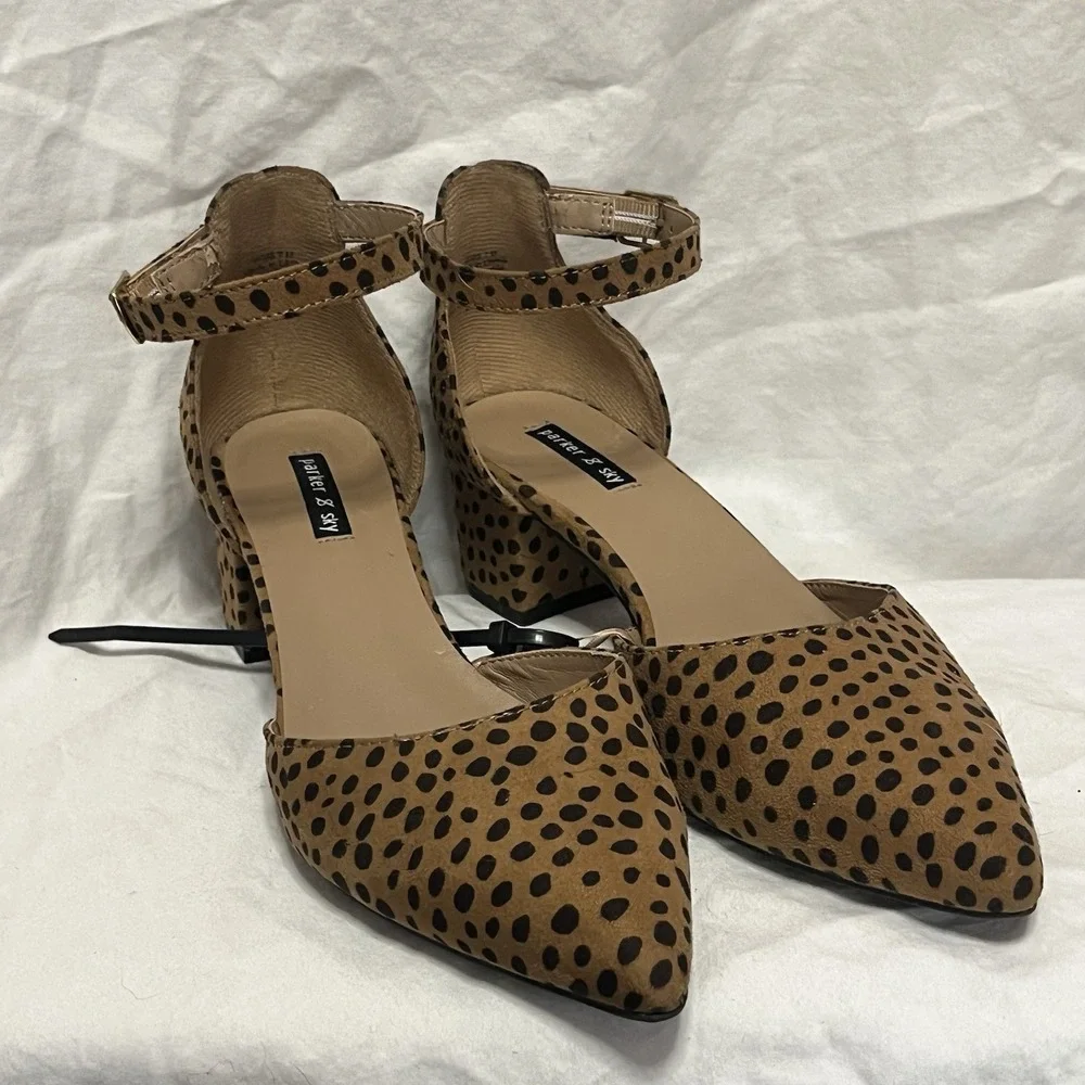 Parker & Sky‎ Block Heel women's size 7 leopard print ankle strap pointed toe
